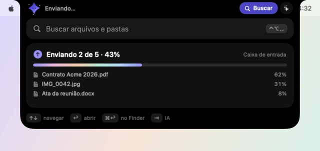 A ilha mostrando o envio de 2 de 5 arquivos, 43%, com a barra de progresso e o andamento de cada arquivo.